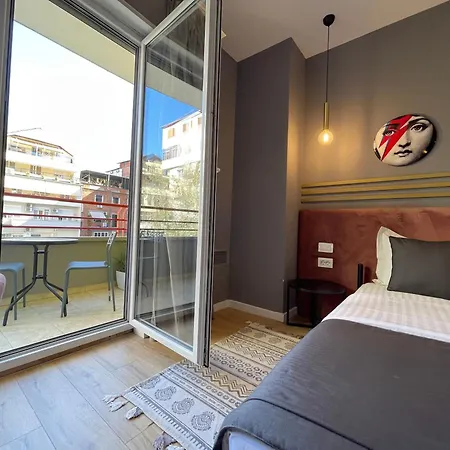 Retreat Aparthotel Tirana