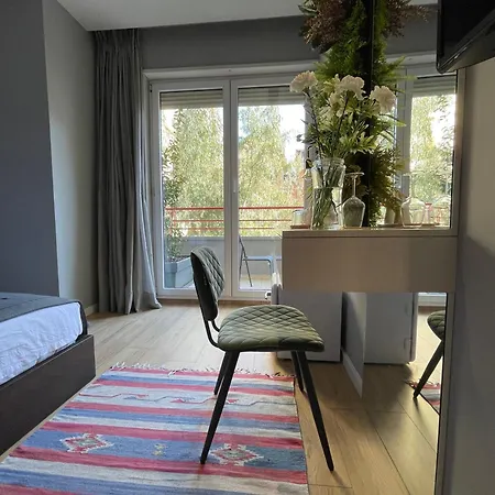 Aparthotel Retreat 4*