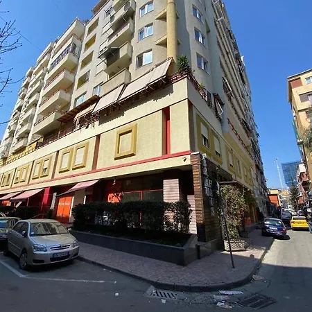 Retreat Апарт-отель 4*