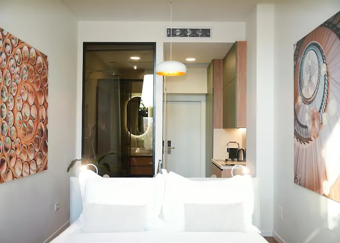 Retreat 4* Tirana